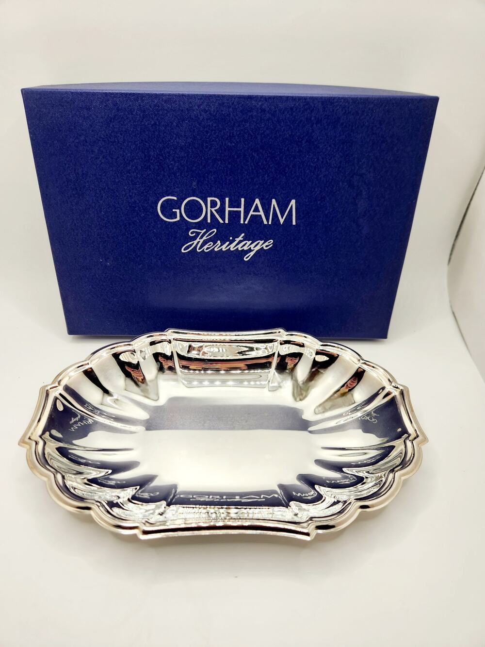 Gorham Heritage EP/H13 Marking Silverplate Tray 8.5 Oval Scalloped Edge w Box